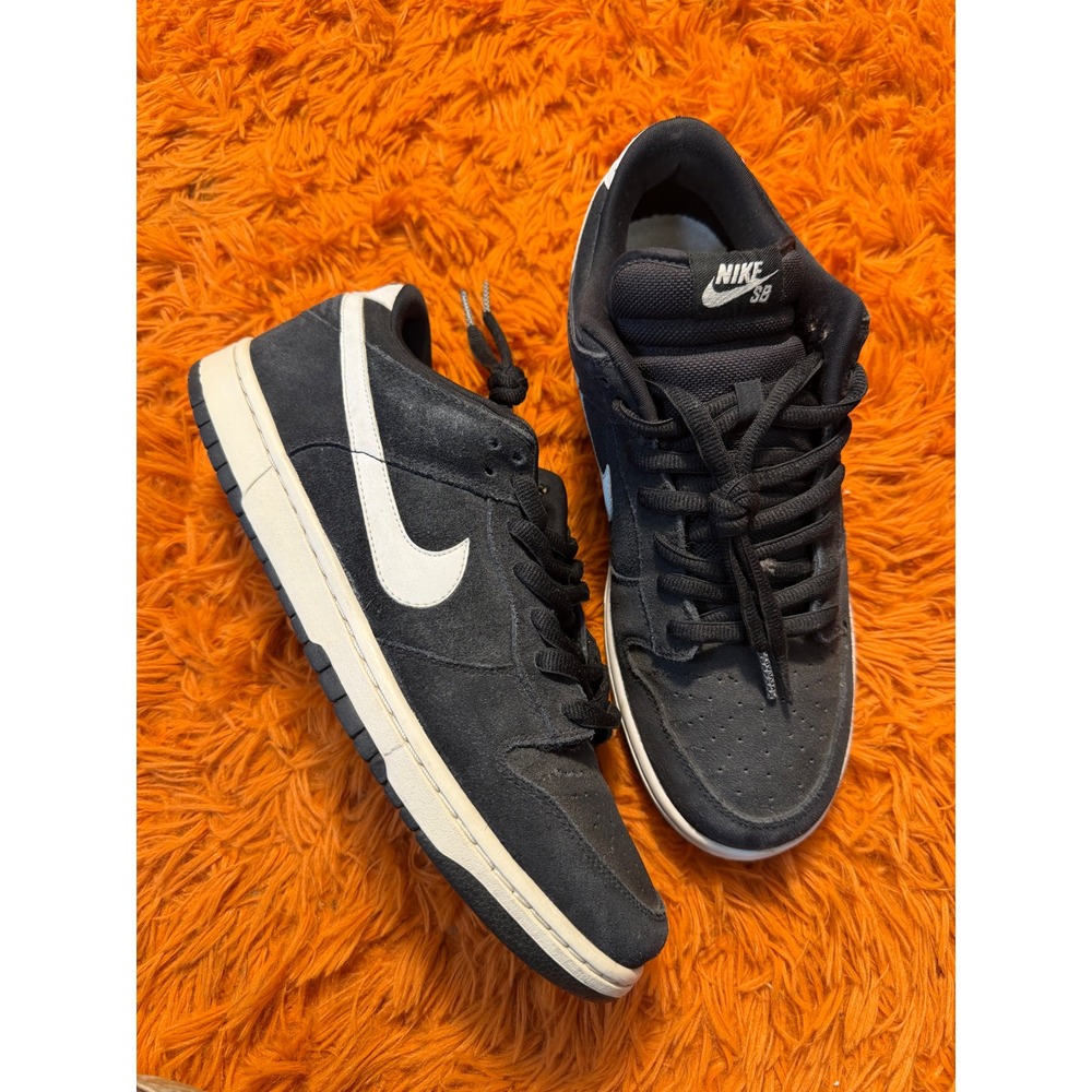 Nike SB Dunk Low Pro Black White Suede Skate Shoes 304292-015 Mens 11
